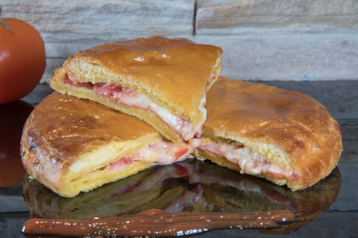 Πιτσα σκεπαστη χονδρικη